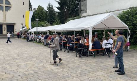 Quelle: Röm.-kath. Kirchengemeinde Karlsruhe